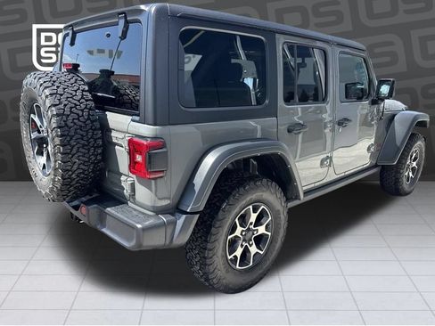Used 2021 Jeep Wrangler Unlimited Rubicon AWD/4WD image 3