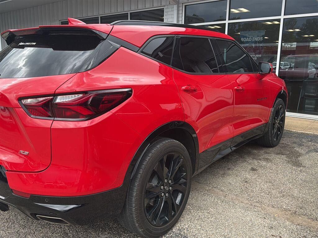 Used 2021 Chevrolet Blazer RS w/ Enhanced Convenience Package FWD image 2