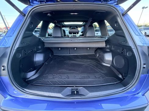 Used 2025 Subaru Forester Touring AWD/4WD image 28