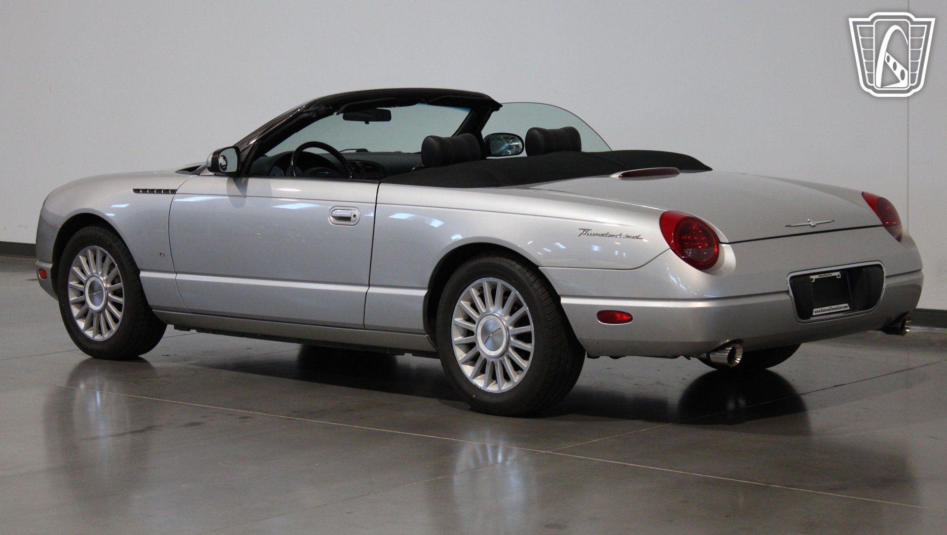 Used 2004 Ford Thunderbird RWD image 26