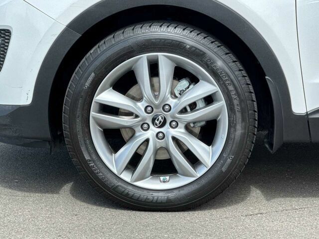 Used 2014 Hyundai Santa Fe Sport 2.0T w/ Navigation Package 06 FWD image 36