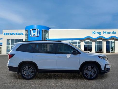 Used 2022 Honda Pilot Sport image 7