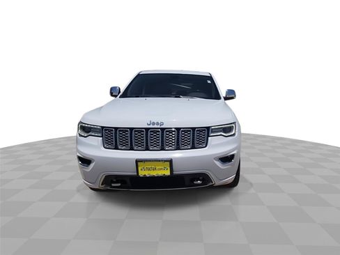 Used 2017 Jeep Grand Cherokee Overland RWD image 3
