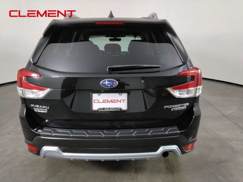 Used 2022 Subaru Forester Touring AWD/4WD image 6