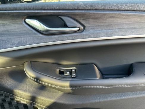 New 2026 Jeep Grand Cherokee Altitude AWD/4WD image 12