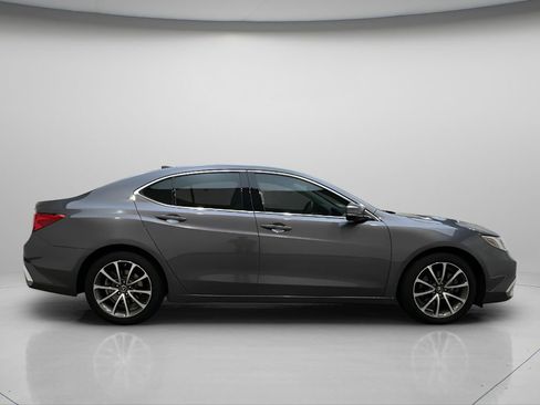 Used 2018 Acura TLX V6 SH-AWD image 7