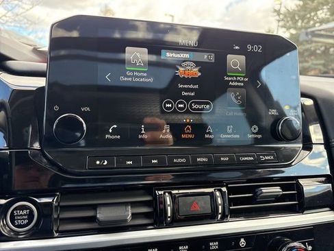 Used 2024 Nissan Pathfinder Platinum w/ Cargo Package image 32