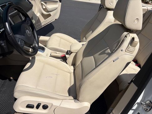 Used 2013 Volkswagen Eos Komfort image 44