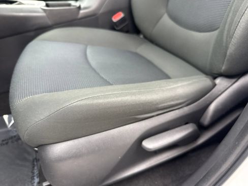 Used 2023 Toyota RAV4 LE FWD image 33
