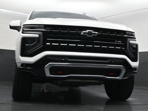New 2026 Chevrolet Suburban Z71 w/ Z71 Off-Road Package AWD/4WD image 43
