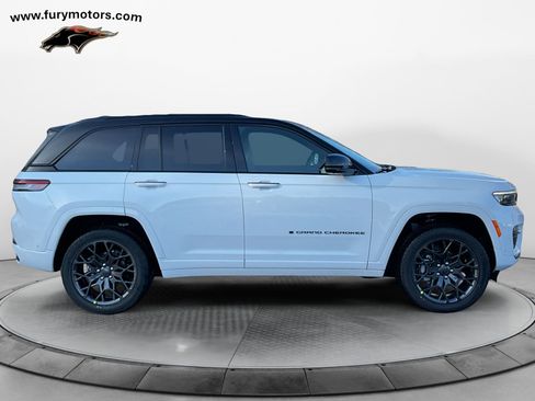 New 2025 Jeep Grand Cherokee Summit w/ Obsidian Package AWD/4WD image 2