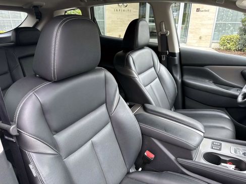 Used 2024 Nissan Murano SL image 15