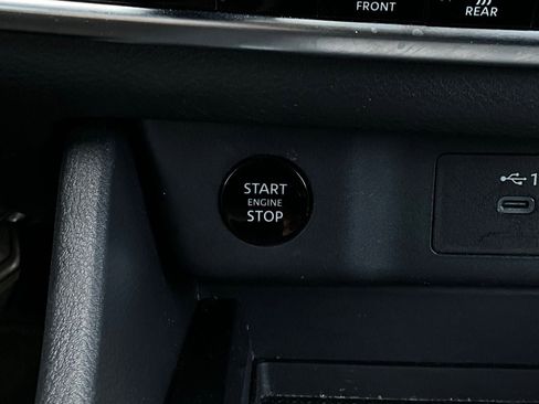 Used 2025 Nissan Rogue SV image 26