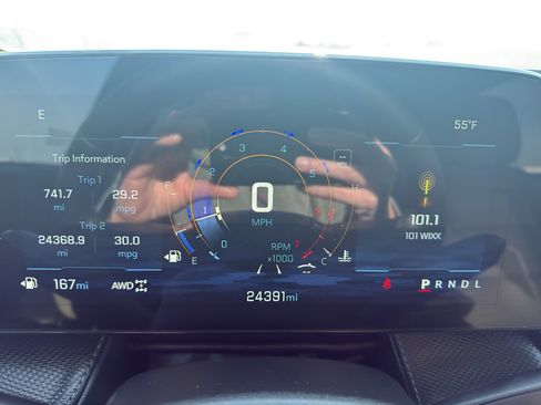 Used 2026 Chevrolet Equinox LT w/ Safety and Technology Package image 17