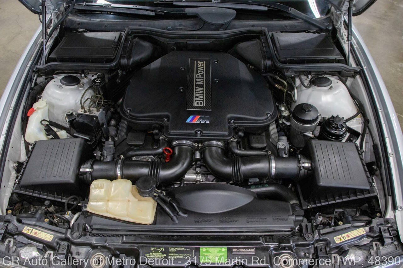 Used 2003 BMW M5 RWD image 19