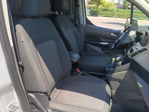 Used 2019 Ford Transit Connect XLT FWD image 16