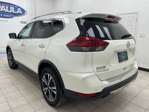 Used 2020 Nissan Rogue SV w/ Premium Package AWD/4WD image 21