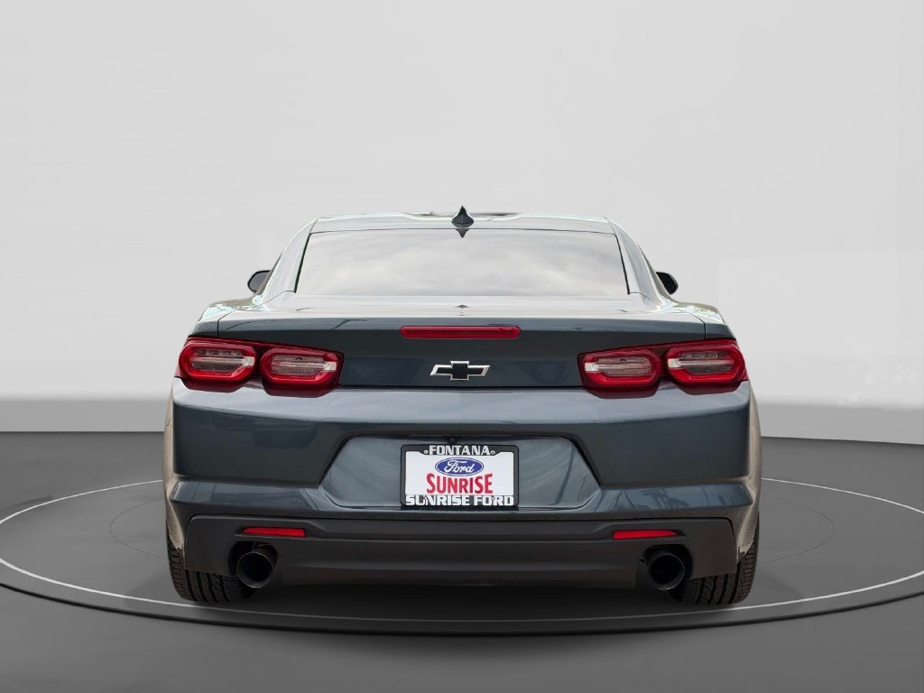 Used 2022 Chevrolet Camaro LT w/ Technology Package RWD image 6