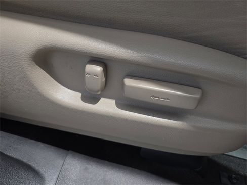 Used 2021 Honda Pilot Touring image 30