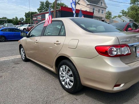 Used 2012 Toyota Corolla LE FWD image 7