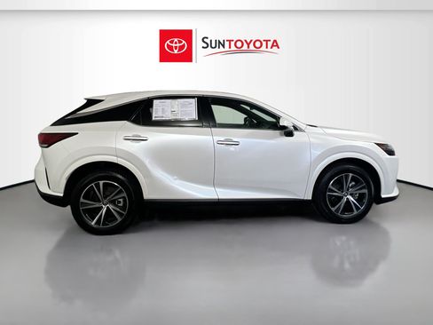 Used 2024 Lexus RX 350 FWD w/ Technology Package image 2