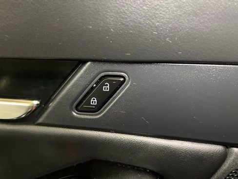 Used 2025 MAZDA CX-30 AWD 2.5 S w/ Preferred Package image 42