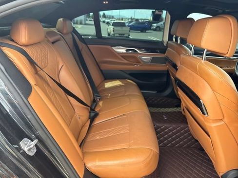 Used 2016 BMW 740i w/ Executive Package 2 RWD image 23