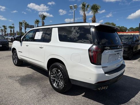 Used 2025 Chevrolet Suburban Z71 AWD/4WD image 5