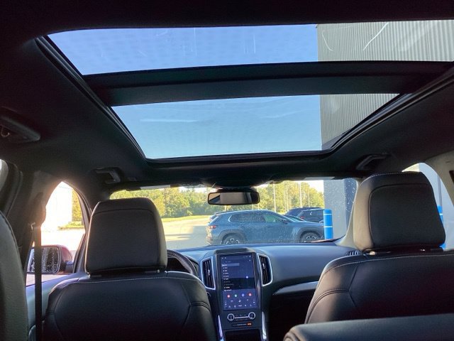 Used 2022 Ford Edge ST w/ Equipment Group 401A AWD/4WD image 15