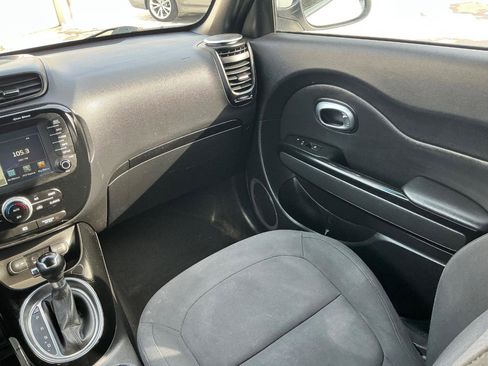 Used 2014 Kia Soul ! w/ Sun & Sound Package image 18