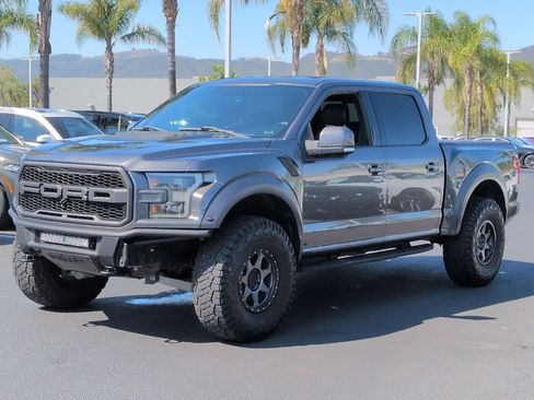 Used 2018 Ford F150 Raptor w/ Equipment Group 802A Luxury AWD/4WD image 5