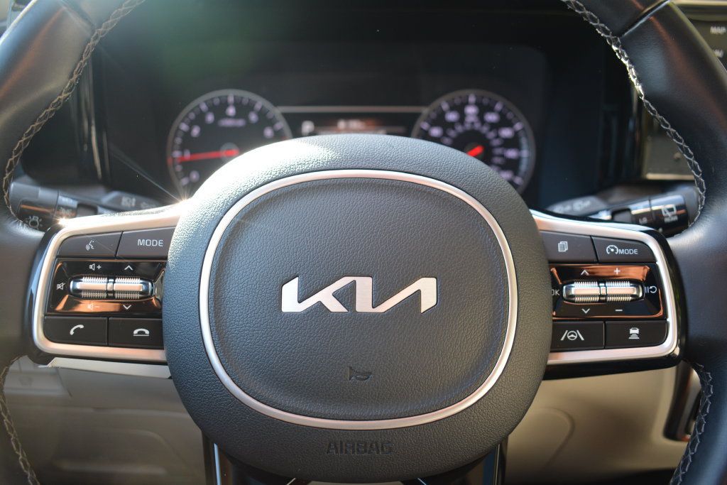 Used 2022 Kia Sorento X-Line EX AWD/4WD image 12