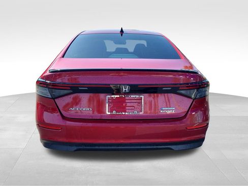 Used 2023 Honda Accord Sport image 8