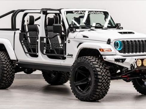 Used 2026 Jeep Gladiator Sport AWD/4WD image 46