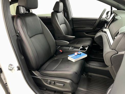 Used 2024 Honda Odyssey Sport image 36