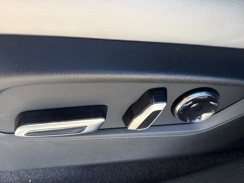 New 2026 Acura RDX SH-AWD image 17