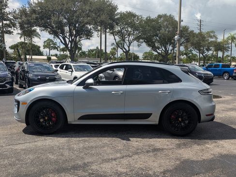 Used 2021 Porsche Macan GTS image 2