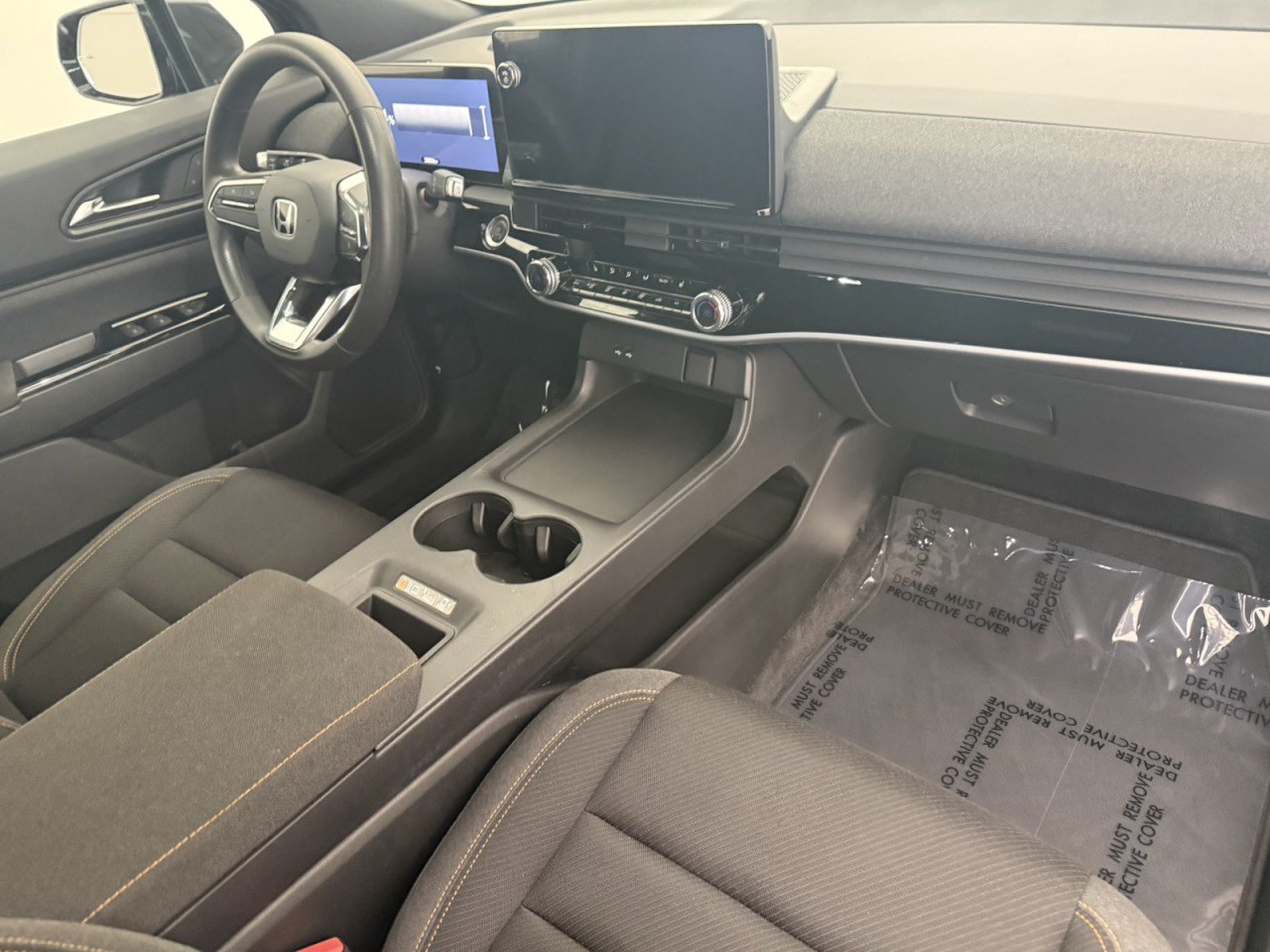 Used 2024 Honda Prologue EX image 11