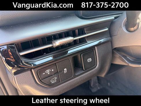 Certified 2026 Kia Sportage EX w/ EX Panorama Roof Package FWD image 16