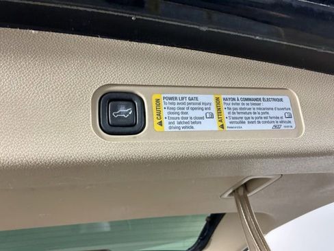 Used 2007 GMC Yukon Denali AWD/4WD image 25