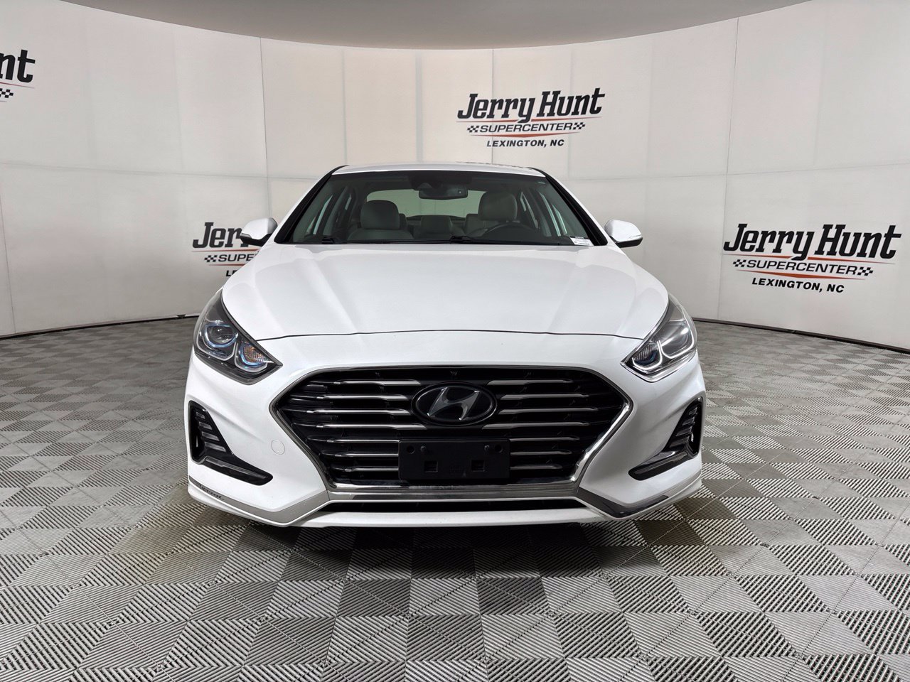 Used 2019 Hyundai Sonata Limited FWD image 2