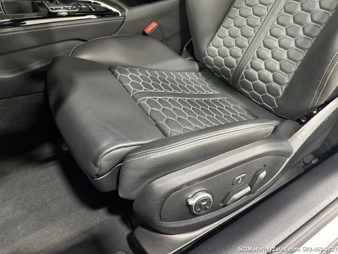 Used 2023 Audi RS 5 image 40