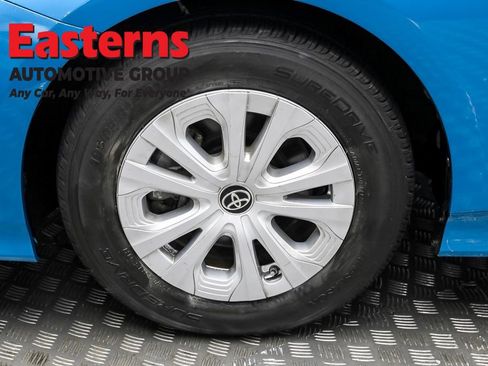 Used 2021 Toyota Prius Prime XLE w/ Carpet Mat Package (TMS) image 29