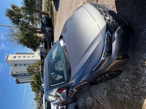 Used 2025 Nissan Sentra SV image 7