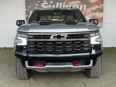Used 2024 Chevrolet Silverado 1500 ZR2 w/ Technology Package image 6