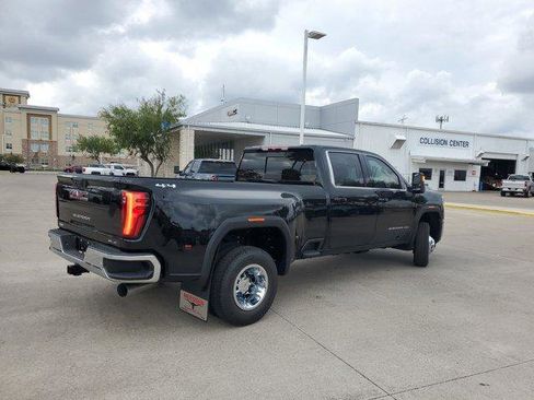 New 2026 GMC Sierra 3500 SLE w/ Preferred Package image 7
