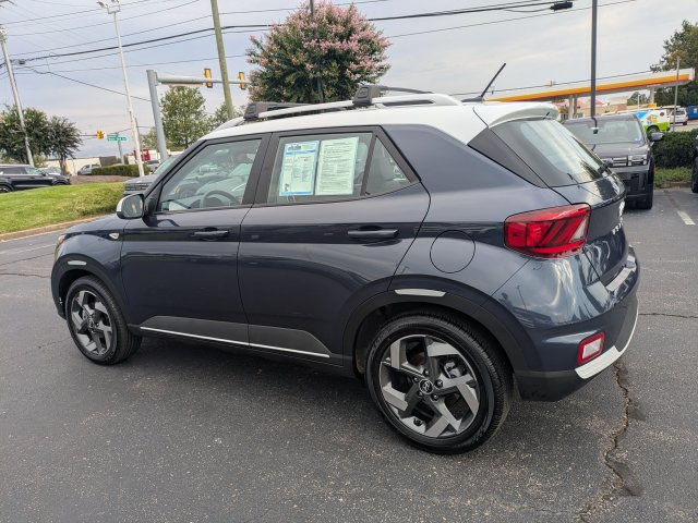 Certified 2026 Hyundai Venue SEL FWD image 6