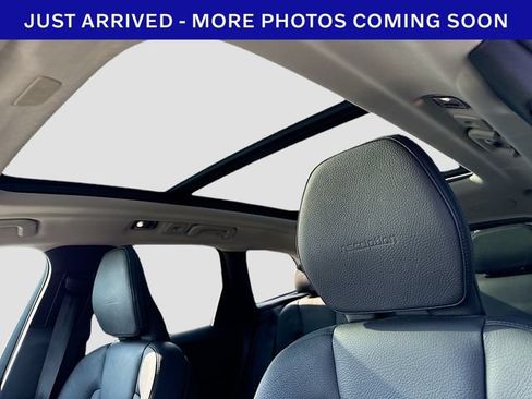 Used 2020 Volvo XC60 T5 Inscription w/ Protection Package Premier AWD/4WD image 11