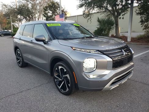 Used 2022 Mitsubishi Outlander SEL image 9