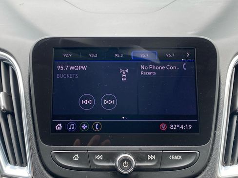 Used 2020 Chevrolet Malibu LT FWD image 21